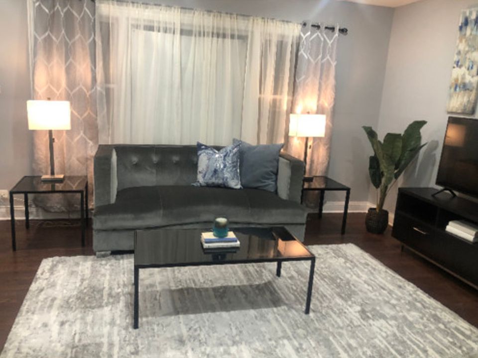 2nd image of 8240 Melvina Ave