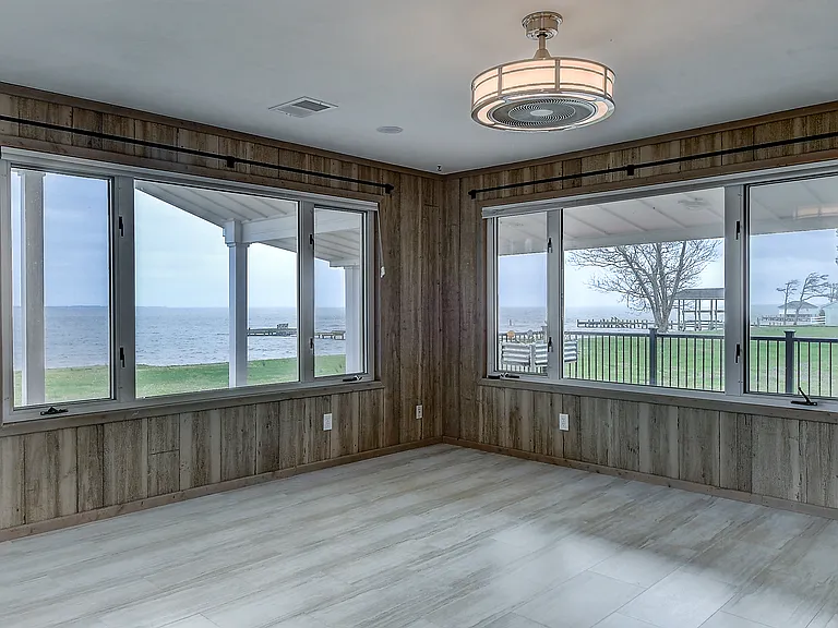 Family Room/Sun Room