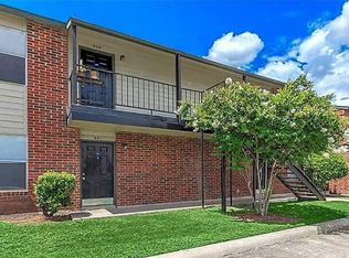 535 W Hutchins Pl, San Antonio, TX 78221