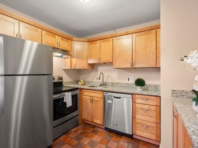 8 Kittredge St APT 13, Roslindale, MA, 02131