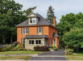627 Maple Ave, Burlington, ON L7S1M7
