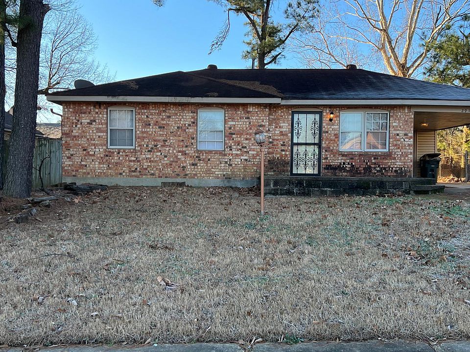 1st image of 2915 Gruber Dr