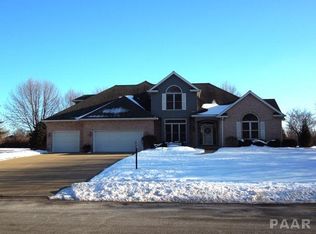 1112 W Bennett Ct, Dunlap, IL 61525