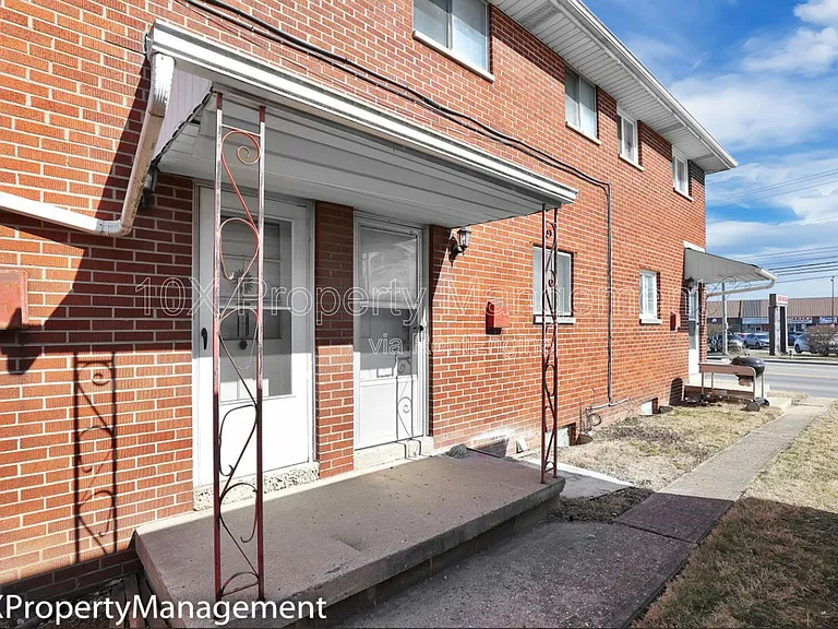 3257 Cleveland Ave #C — Photo 24