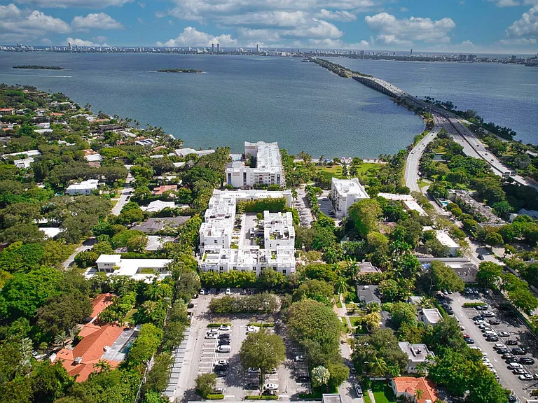 3900 Biscayne Boulevard Way #8-ID1032221P — Photo 56