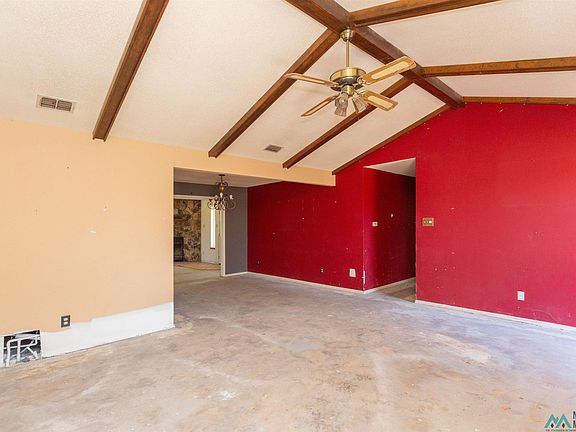 4th image of 703 E Mescalero Rd