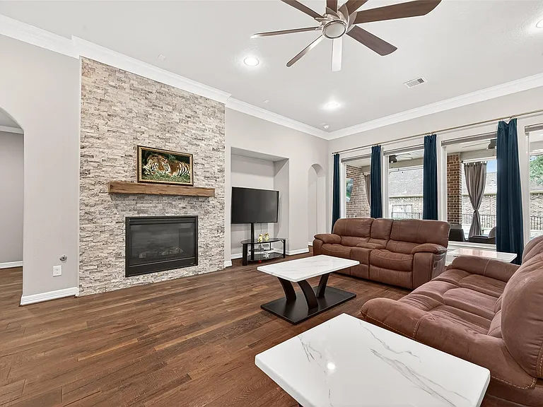 32607 Wingfoot Cir — Photo 10