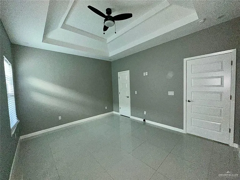 619 Cathedral Hl #4 — Photo 9