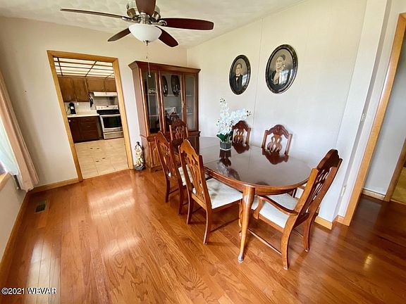 5th image of 1100 Fairview Dr
