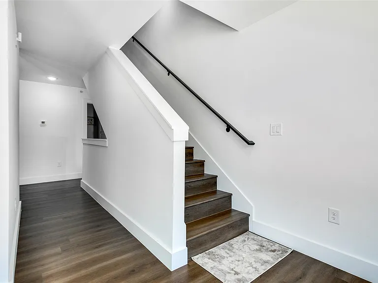 2011 Kirby St #103 — Photo 35