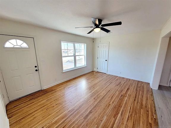 4th image of 817 N Winston Ave