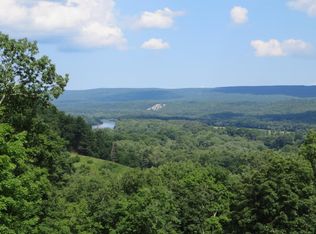 115 Pine Hill Farm Rd, Milford, PA 18337