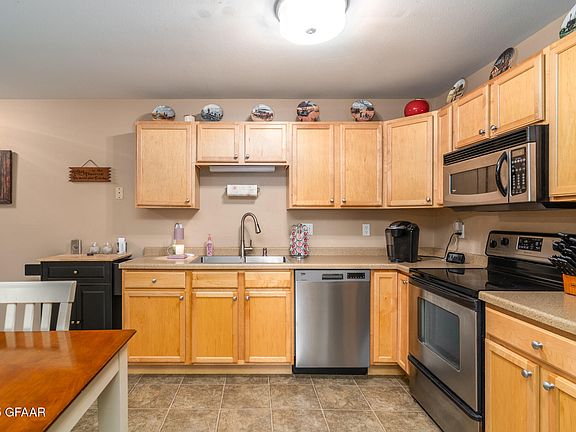 4th image of 4600 S Washington St APT 123