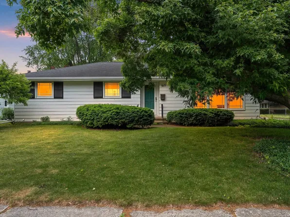 915 Tommark St, Green Bay, WI 54304
