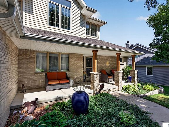 2nd image of 7137 Beaver Hollow Cir