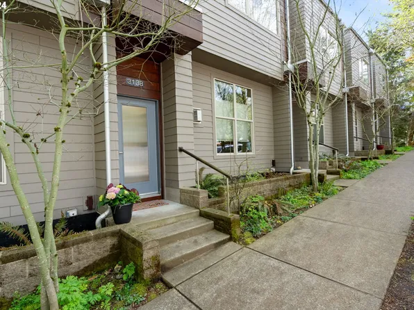 3138 SW Dolph Ct, Portland, OR 97219