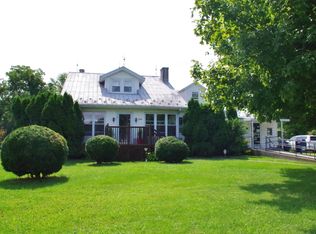 9714 Alta Dr, Asbury, WV 24916