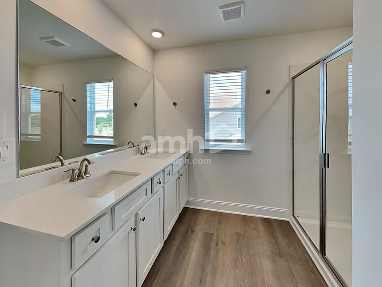 338 Golucke Way — Photo 12