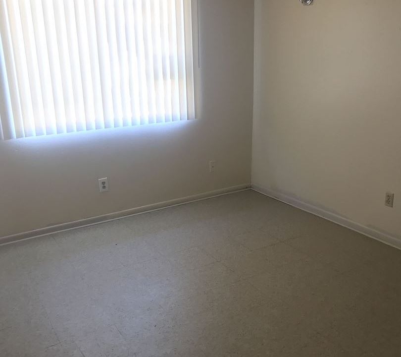 1st image of 24560 Atwood Ave APT 5