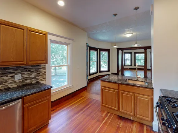 252 Goffe Terrace, 252 Goffe Ter #2, New Haven, CT 06511