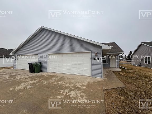 2nd image of 404 Pagel Ave