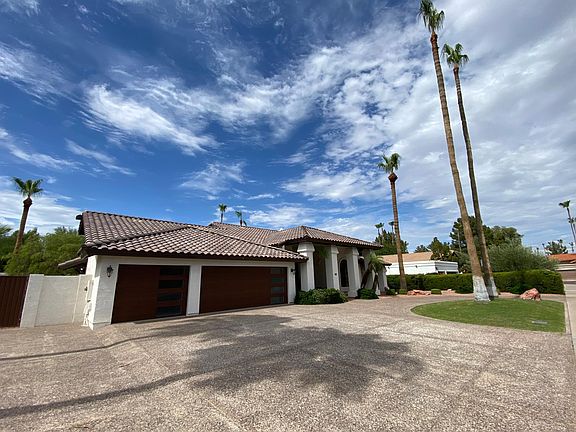 3rd image of 9740 E San Salvador Dr