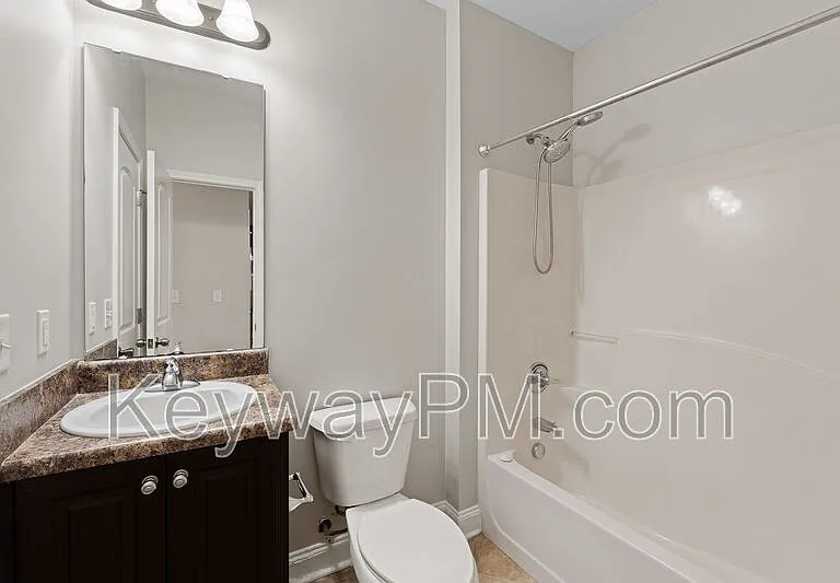 366 Bowen Fls — Photo 8