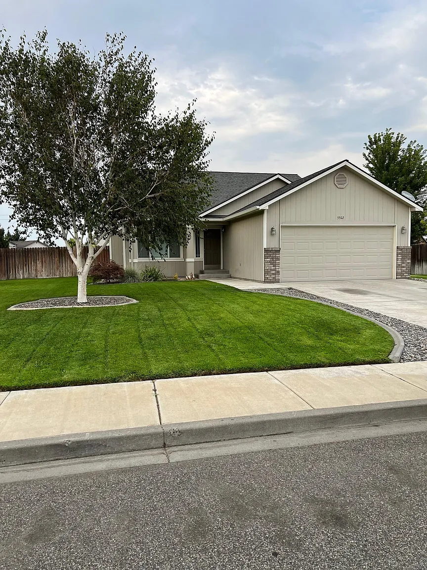 5502 Aloha Dr photo 1