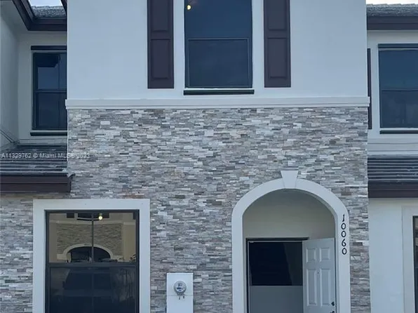 10060 SW 228th Ter #10060, Miami, FL 33190