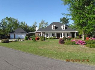640 Huko Ct, Diamondhead, MS 39525