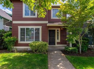 2356 E 3rd St, Newberg, OR 97132