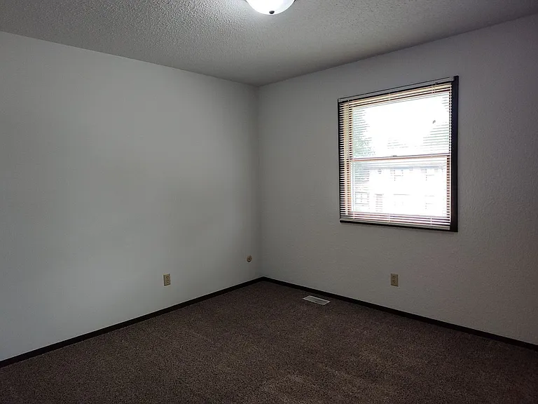 618 Boxwood Dr #1-4 — Photo 10