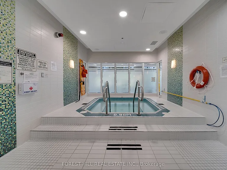 7890 Bathurst St #1706 — Photo 36