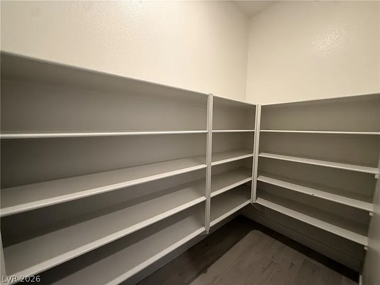 324 Forsyth Park St — Photo 21
