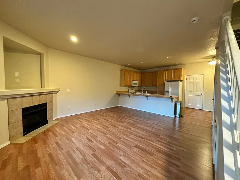 3162 NW Shooting Star Dr — Photo 4