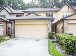 9805 Thornridge Rd, Tampa, FL 33612