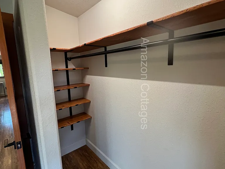 522 E 30th Ave — Photo 22