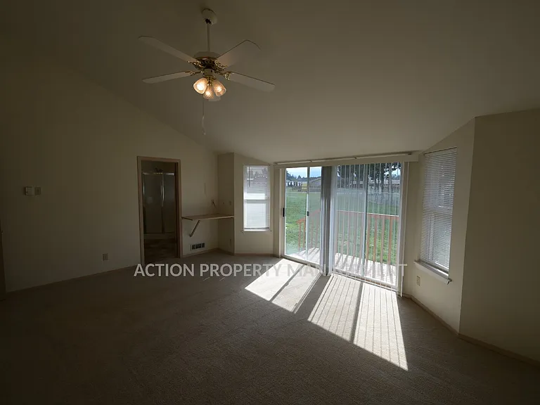 1464 Heath Rd — Photo 22