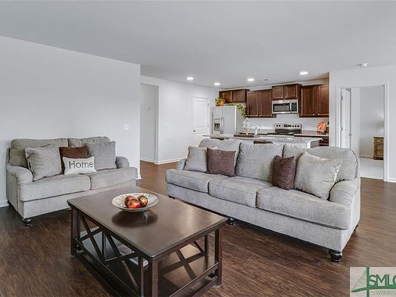 2nd image of 54 Hawkhorn Ct