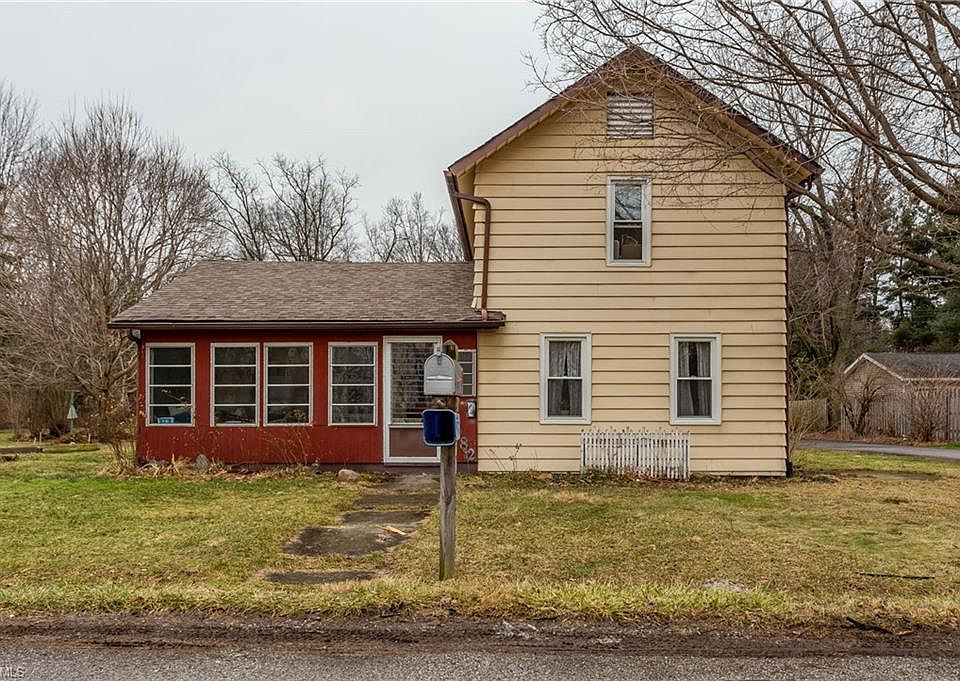 1st image of 25682 Bronson St