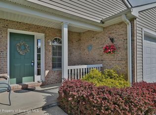 35 Parkland Dr S, Clarks Summit, PA 18411