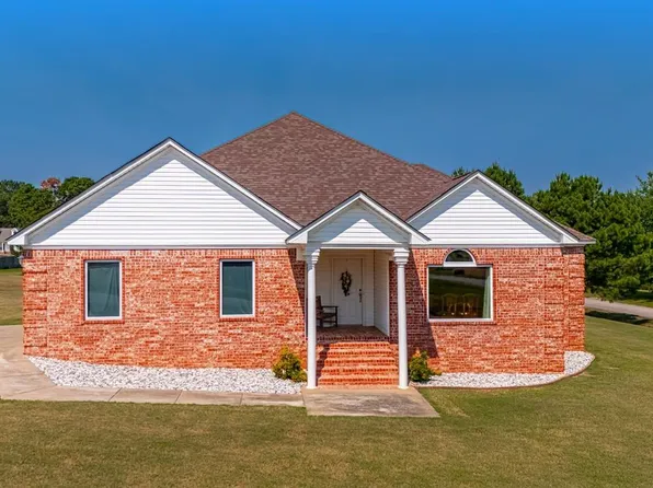 13 Determination Dr, Greenbrier, AR 72058