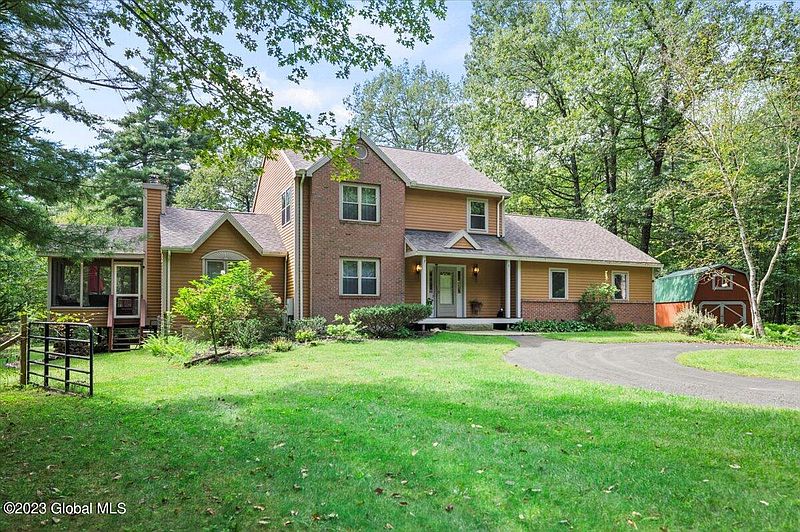 3rd image of 314 Burgoyne Road