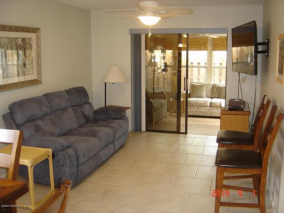 3rd image of 8709 Camelia Ct Unit 8709