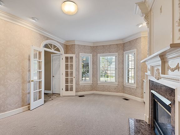 5th image of 2086 W Glenalden Dr