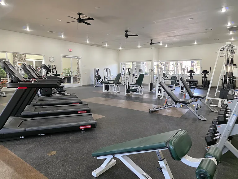 9050 W Warm Springs Rd #1077 — Photo 32