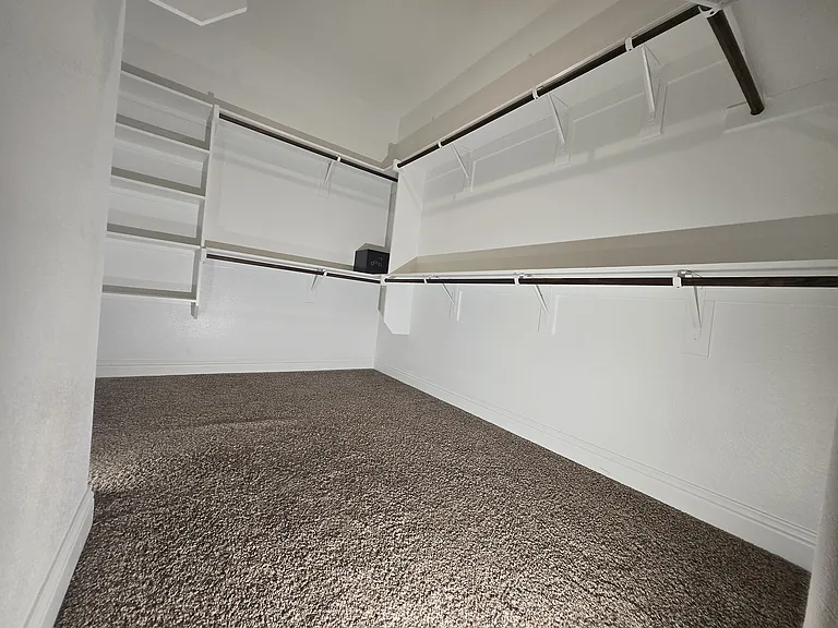 3913 Tunstall Dr — Photo 14