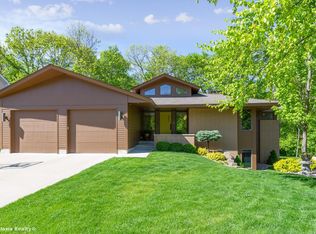 2841 Merced Dr, Des Moines, IA 50310