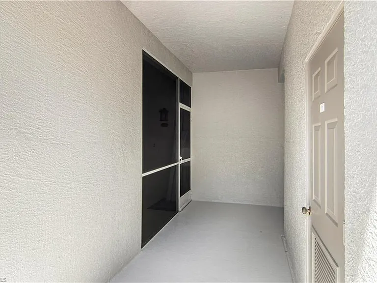 7515 Stoneybrook Dr #811 — Photo 6