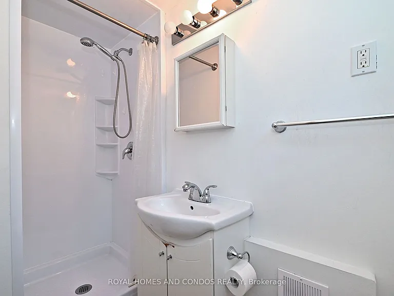 27 Marlena Dr — Photo 13
